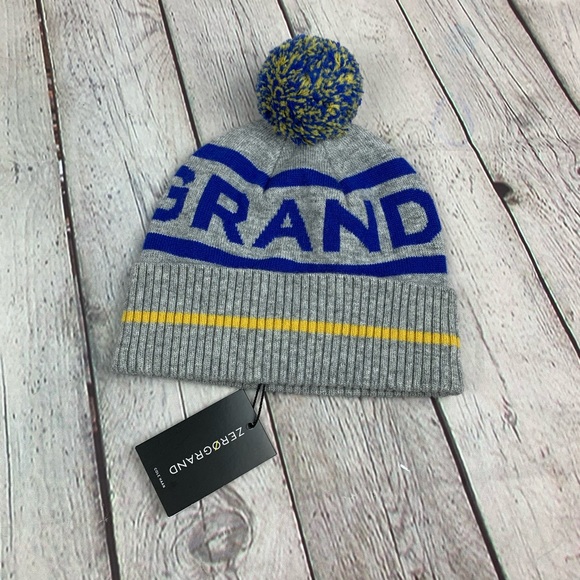 Cole Haan Beanie Winter Pom Pom Hat - Picture 2 of 5